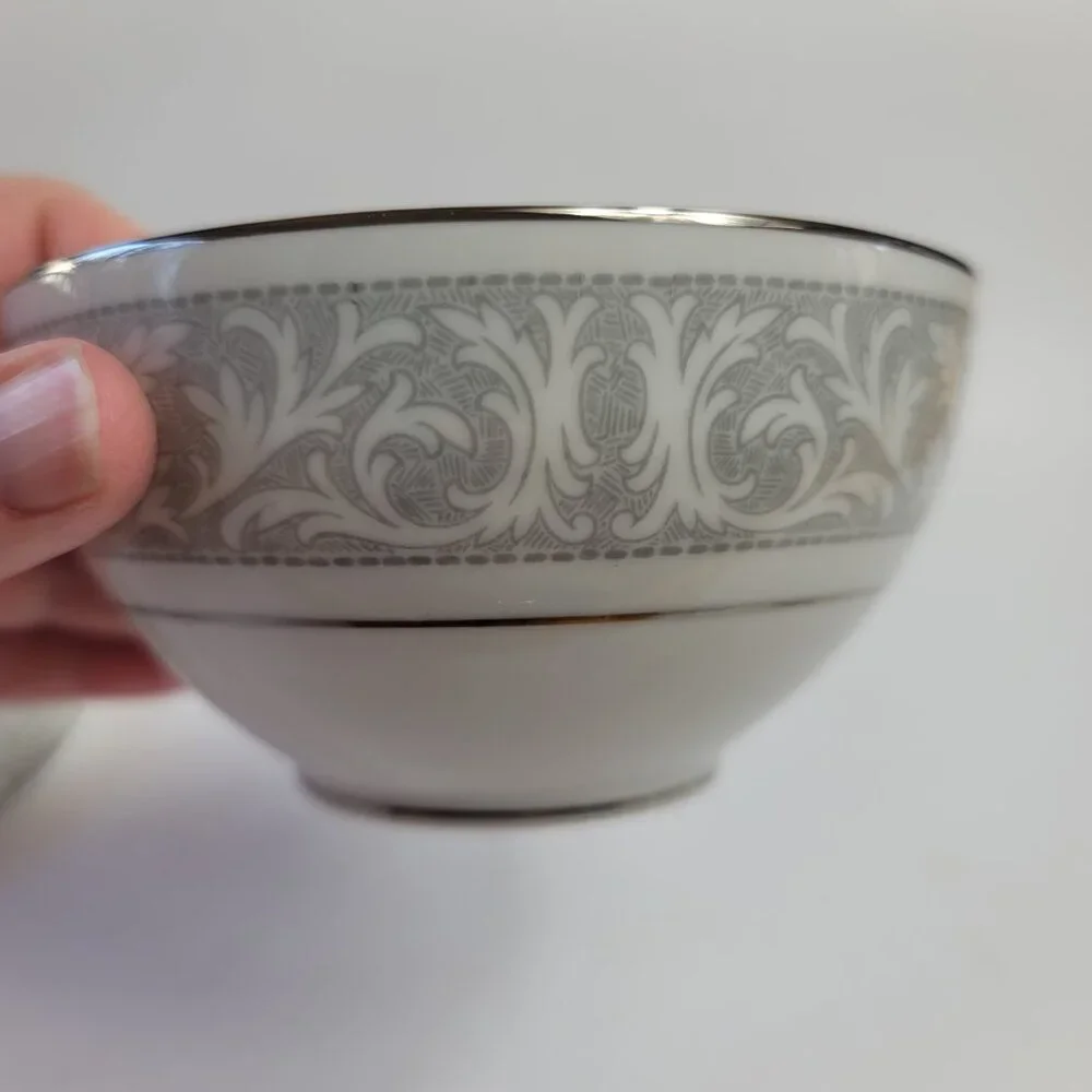 Imperial China Whitney Sugar Bowl & Lid White Gray Band Leaf Scrolls W. Dalton